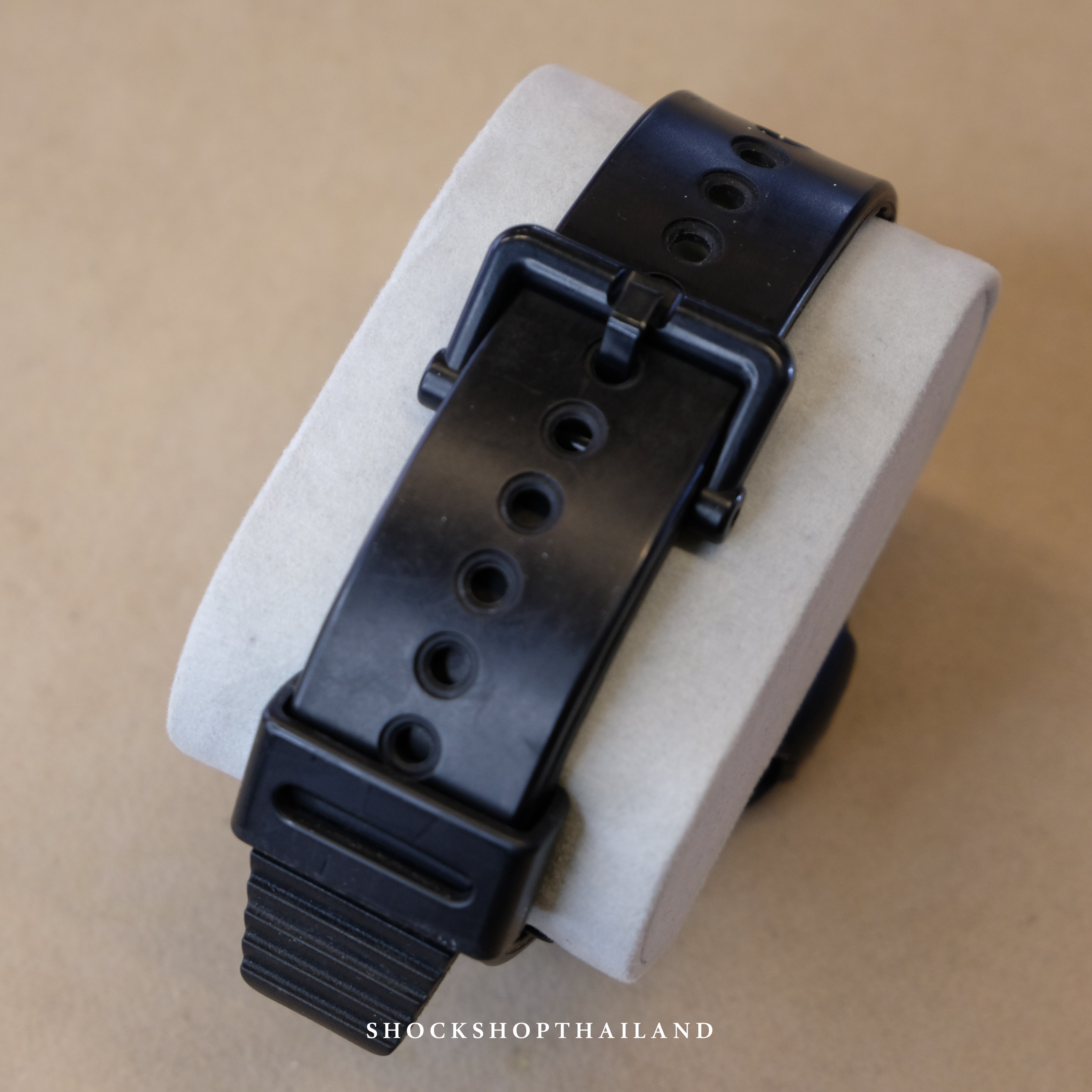 Casio G-Shock นาฬิกาผู้ชาย มือสอง ของแท้ รุ่น G-001BB-1 จีช็อค