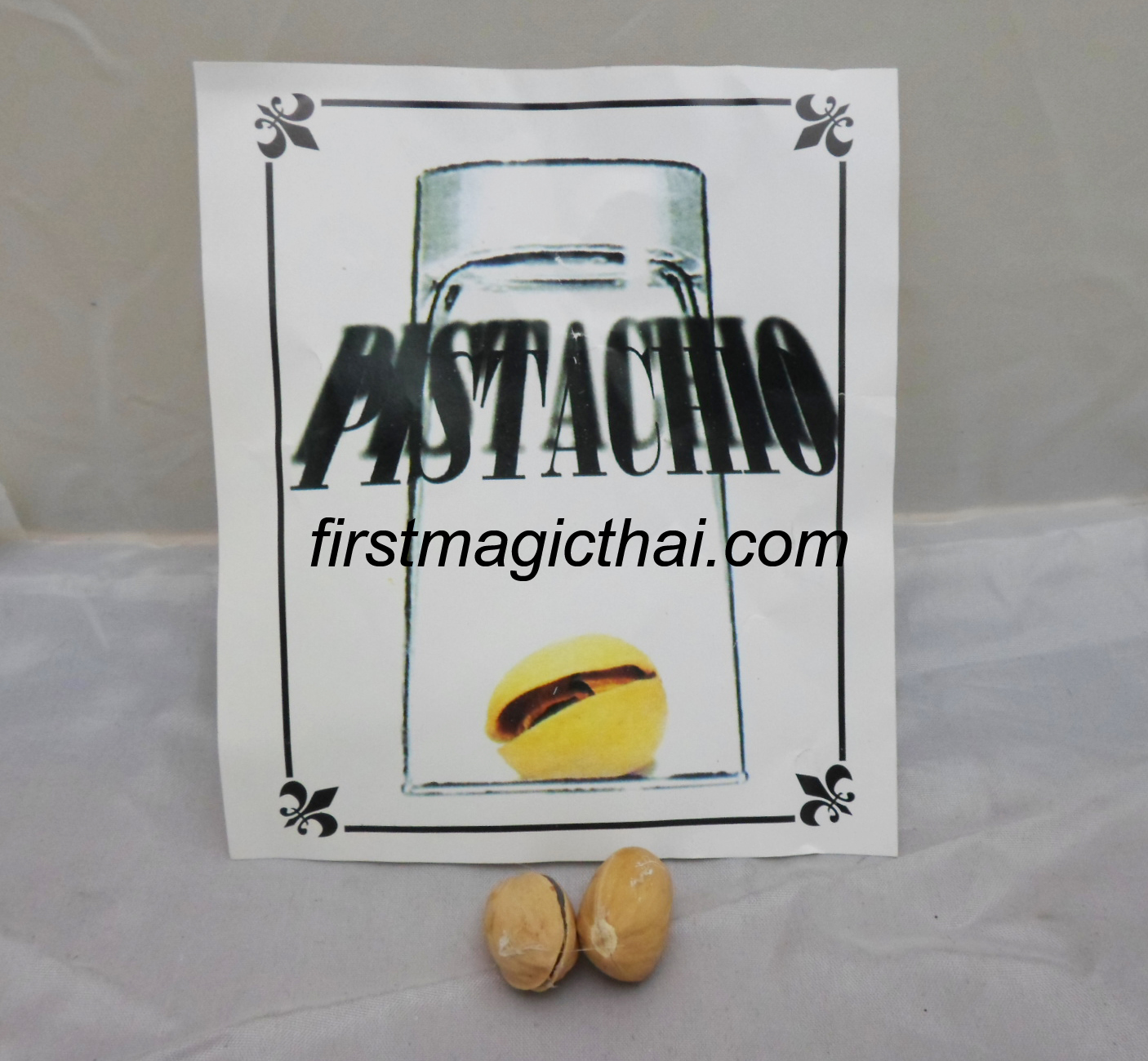 พิสทาชิโอ ทะลุแก้ว (pistachio)