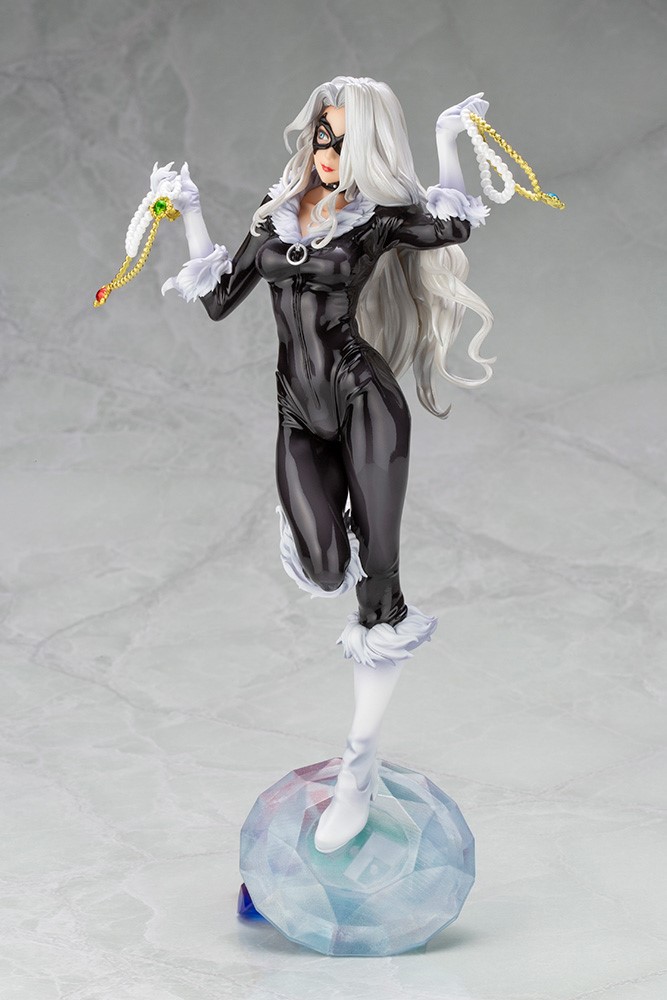 MARVEL BLACK CAT Steals Your Heart