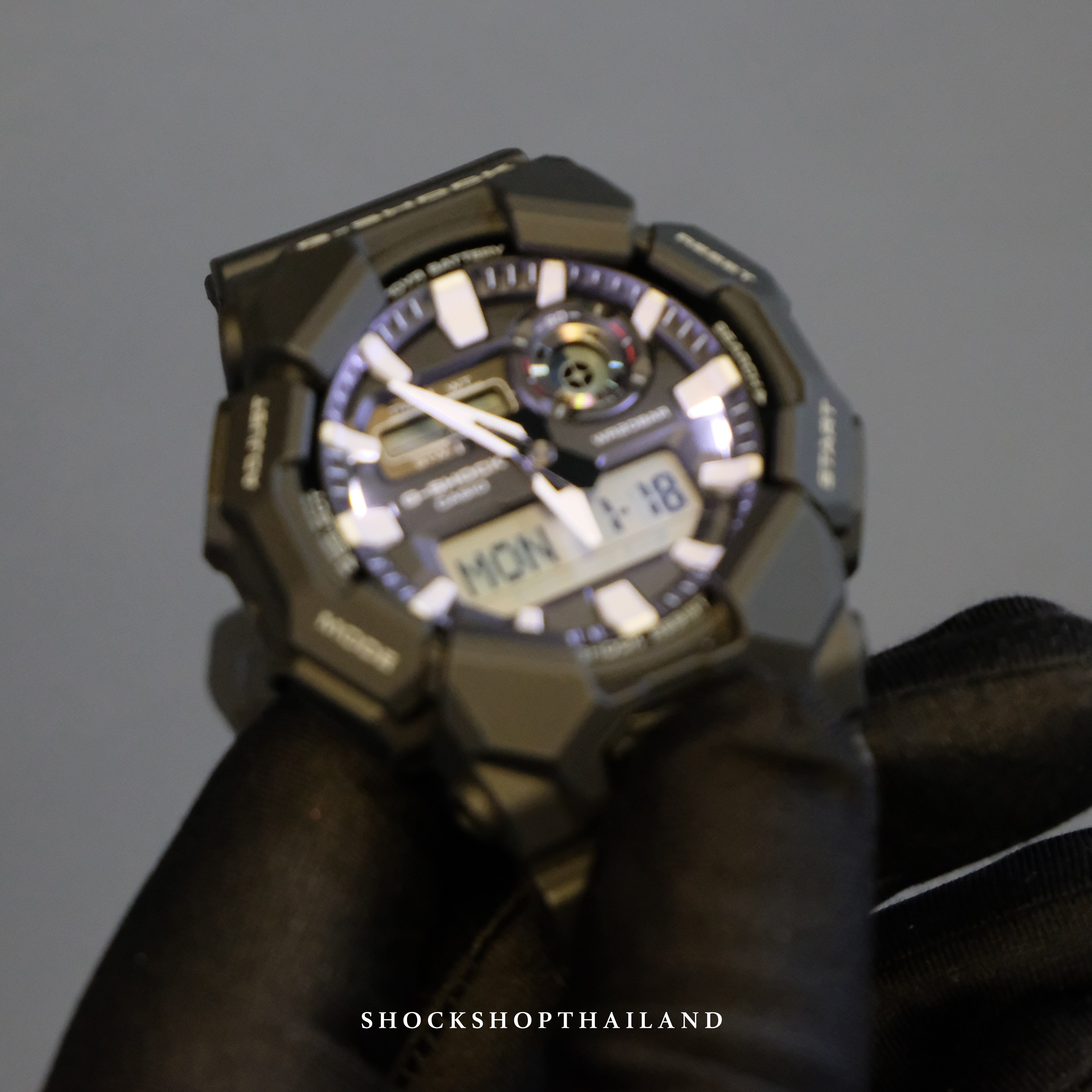 Casio G-Shock นาฬิกาผู้ชาย รุ่น GA-010-1A ซีรีส์ GA-010 จีช็อค