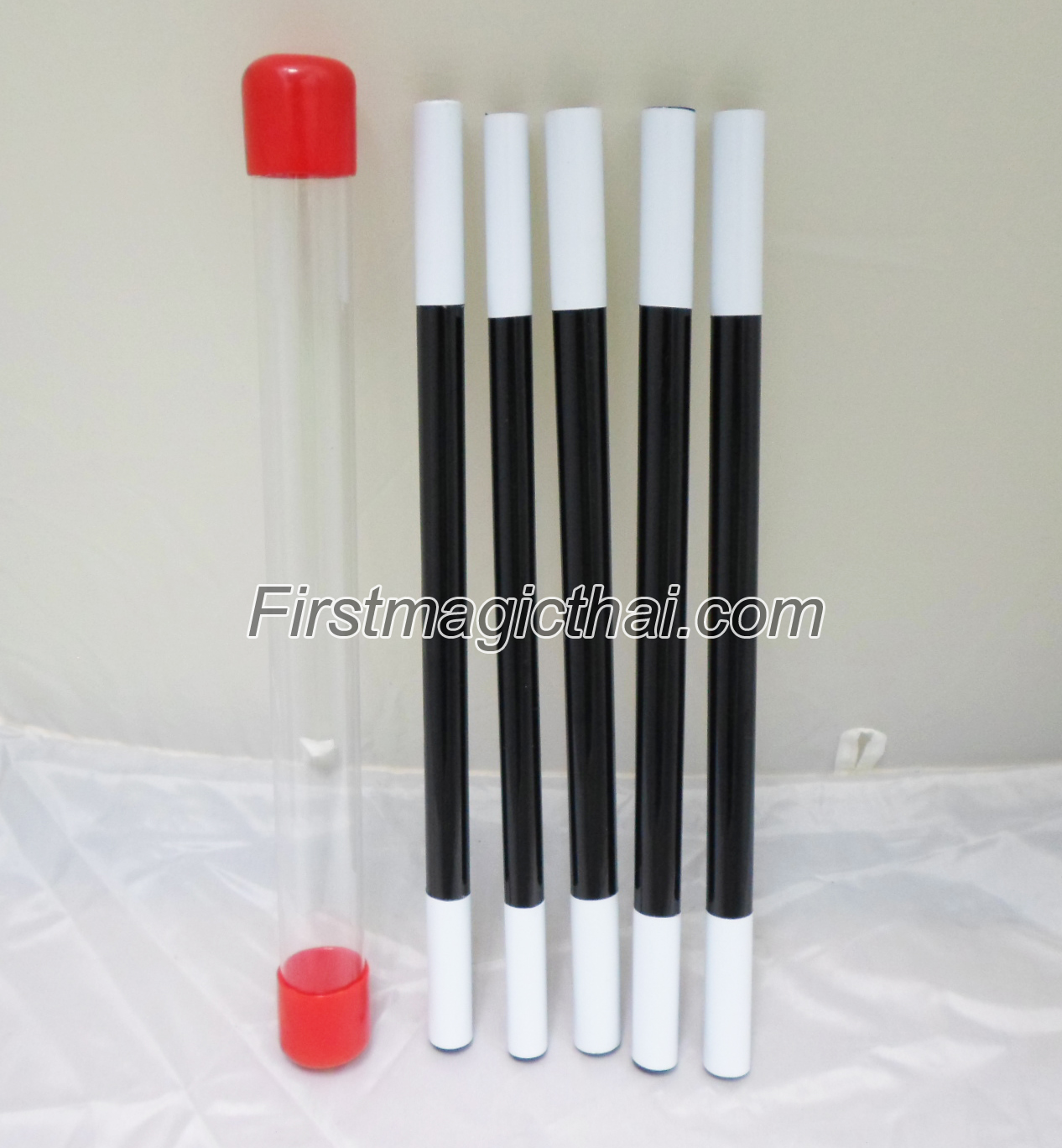 ไม้แวนทวีคูณดำ (Multiplying Wands)