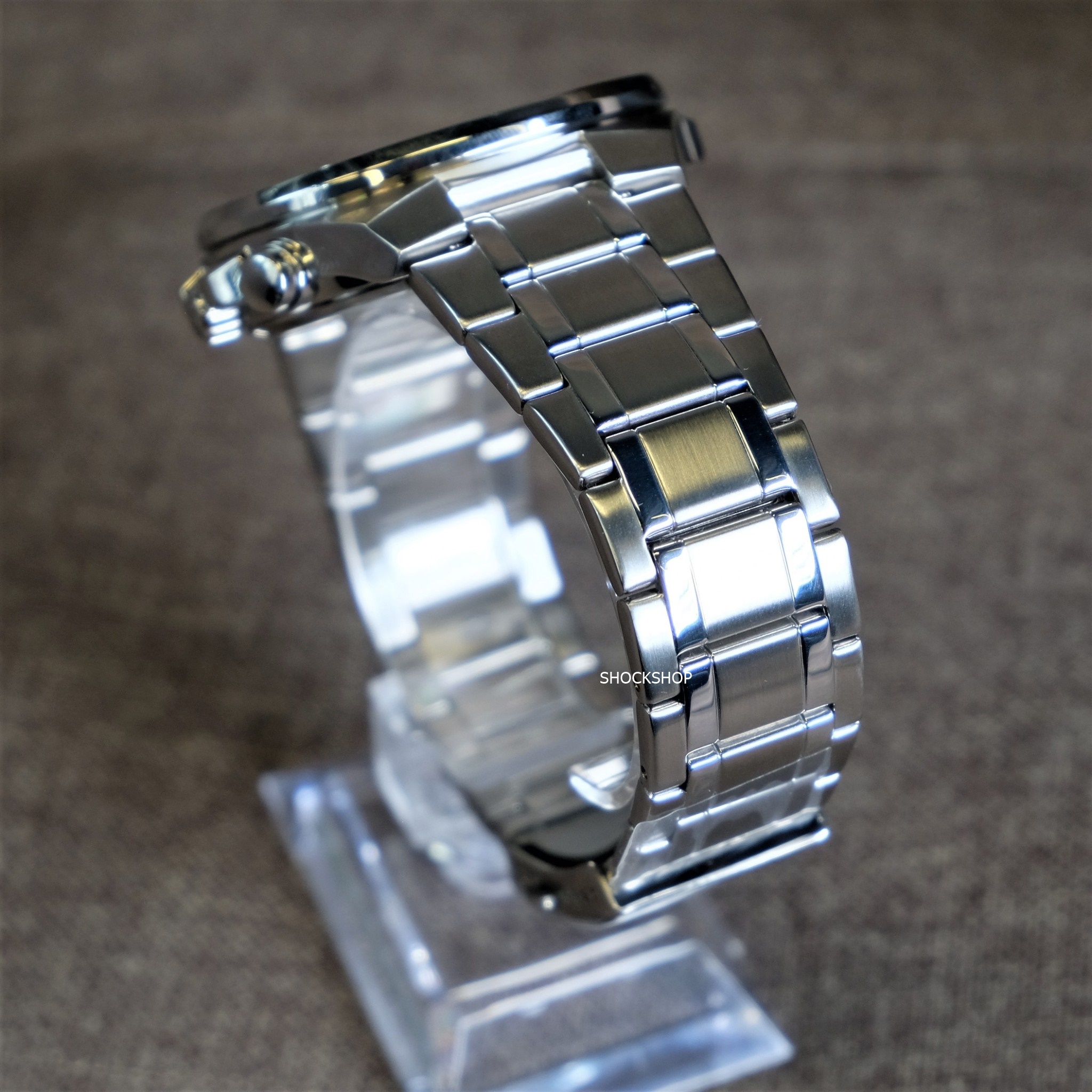 นาฬิกาผู้ชาย Casio Edifice Chronograph รุ่น EFR-564D-1A คาสิโอ