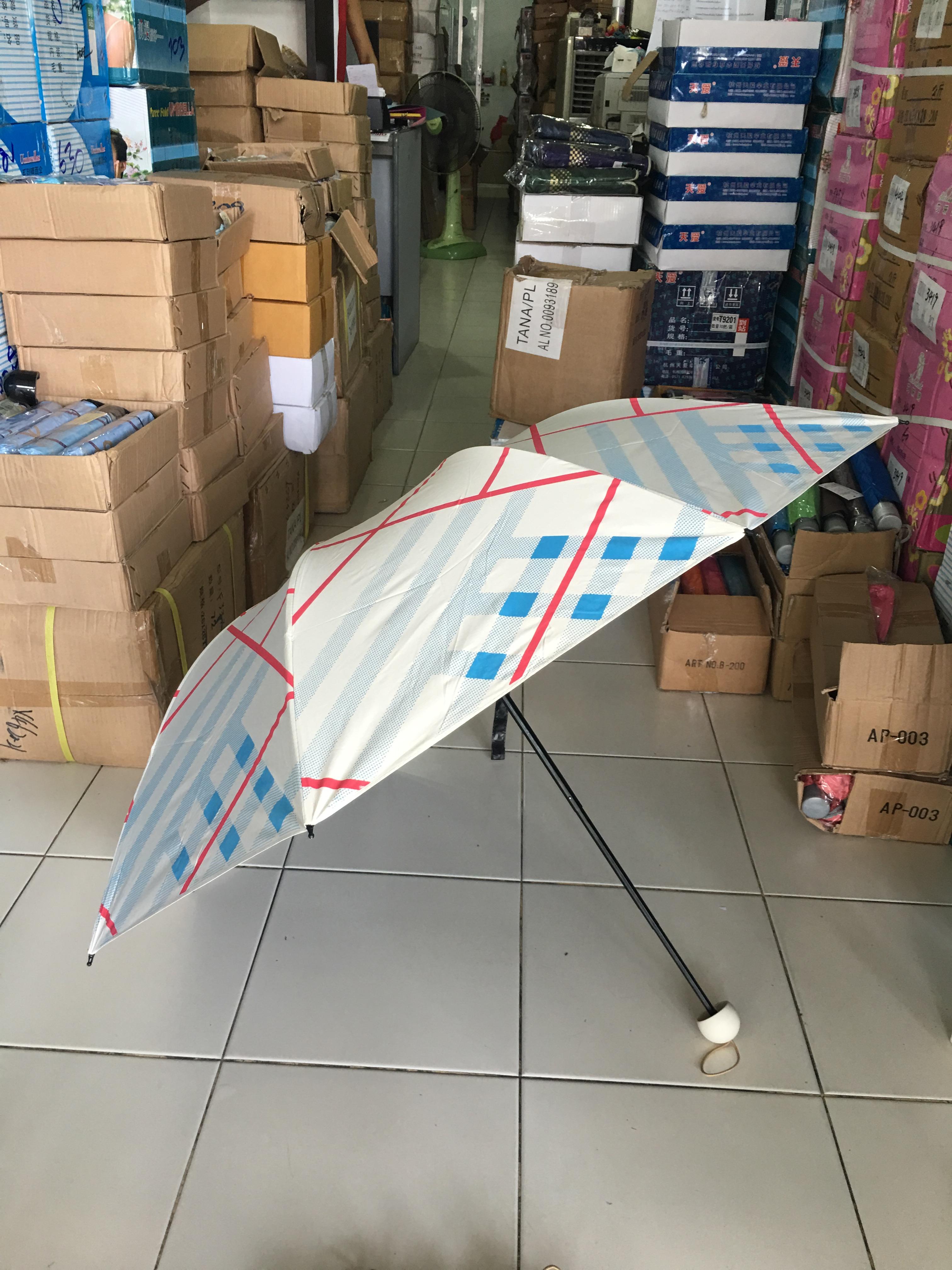 ร่มโค้งแฟชั่นยูวีดำรหัส3009