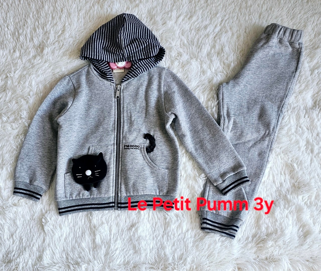 ชุดกันหนาว Meo Meo สีเทา Pang no Neko ไซส์ 3y Le Petit Pumm by ChaLom มือสอง สภาพดี ไม่มีตำหนิ