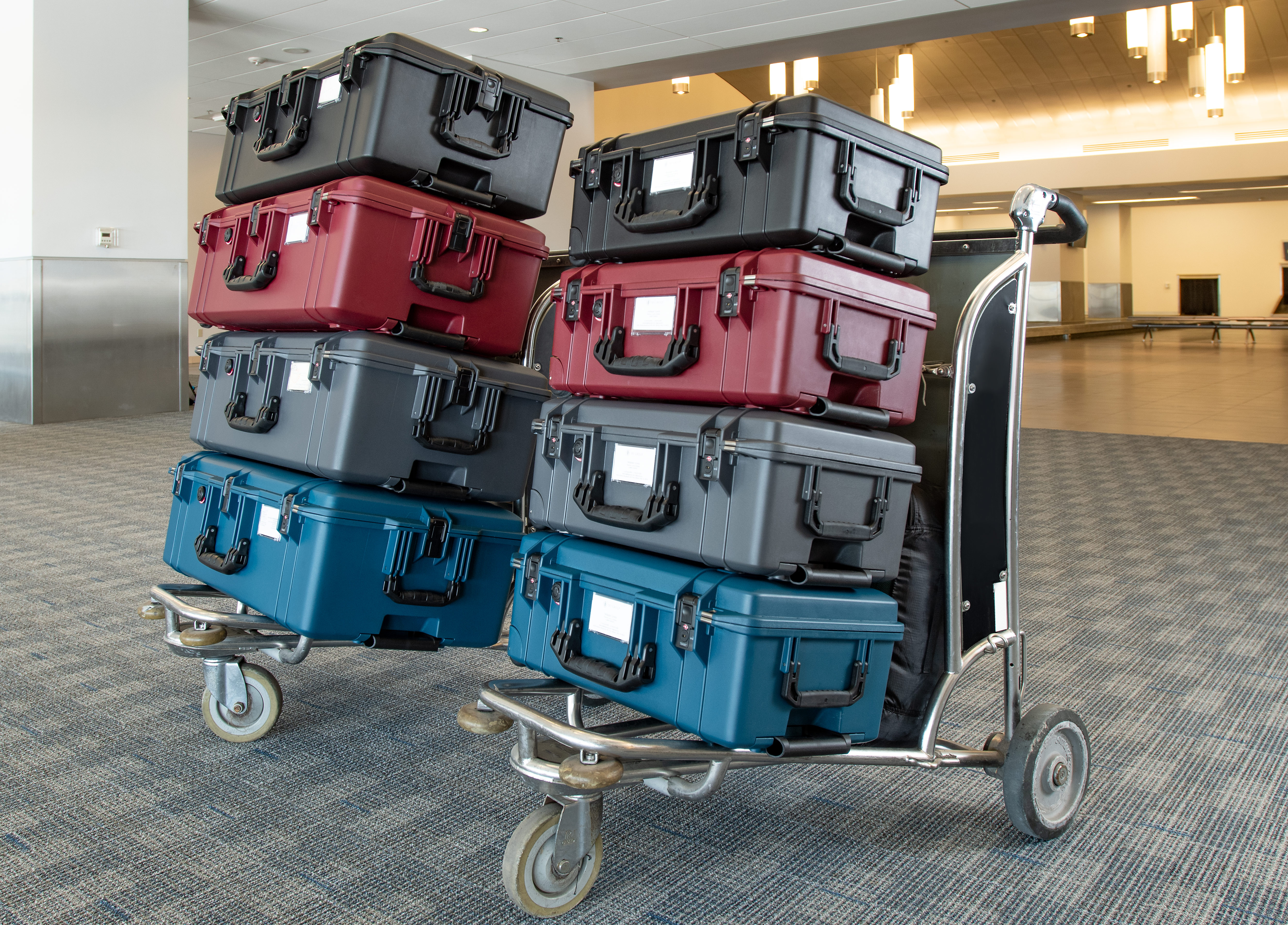 PELICAN 1615 AIR TRAVEL CASE - BLACK