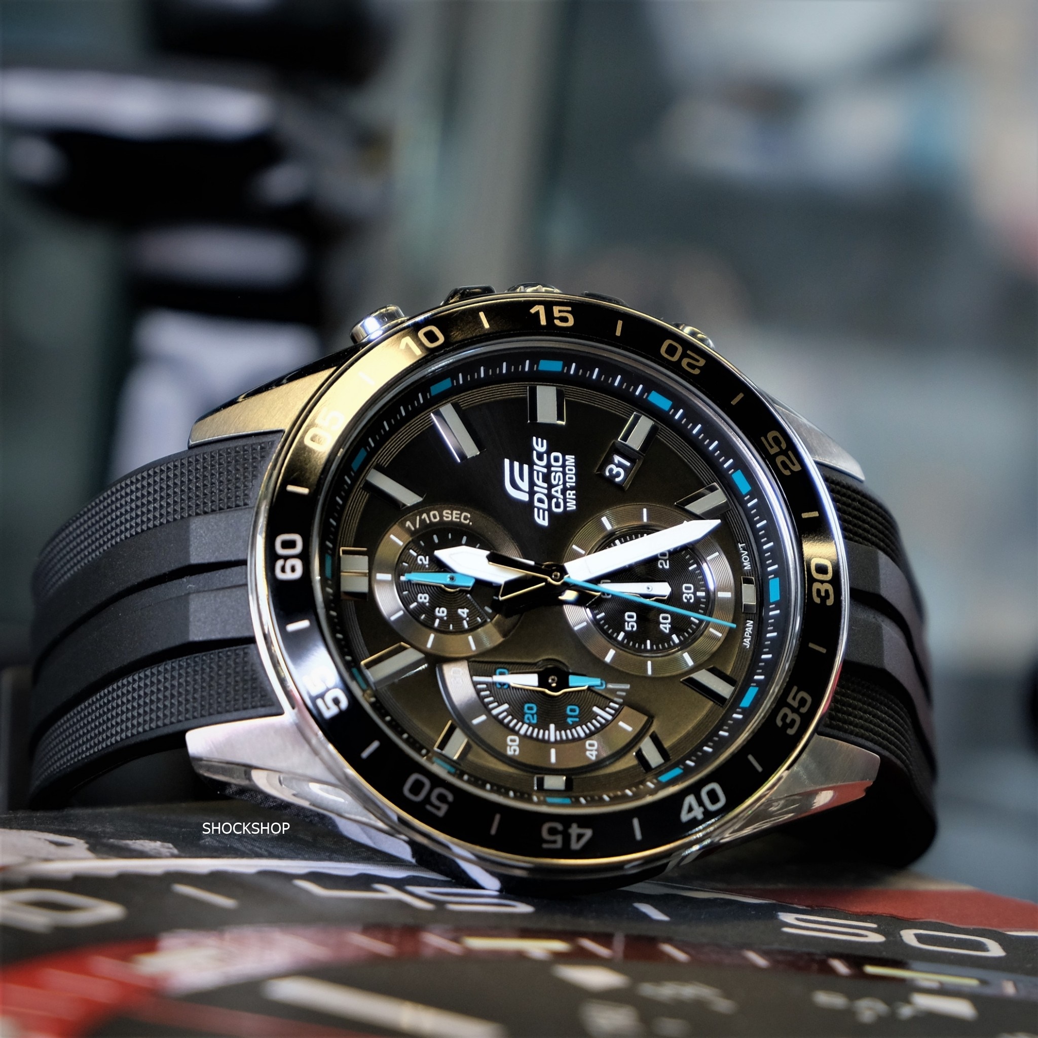 นาฬิกาผู้ชาย Edifice Casio รุ่น EFV-550P-1A คาสิโอ