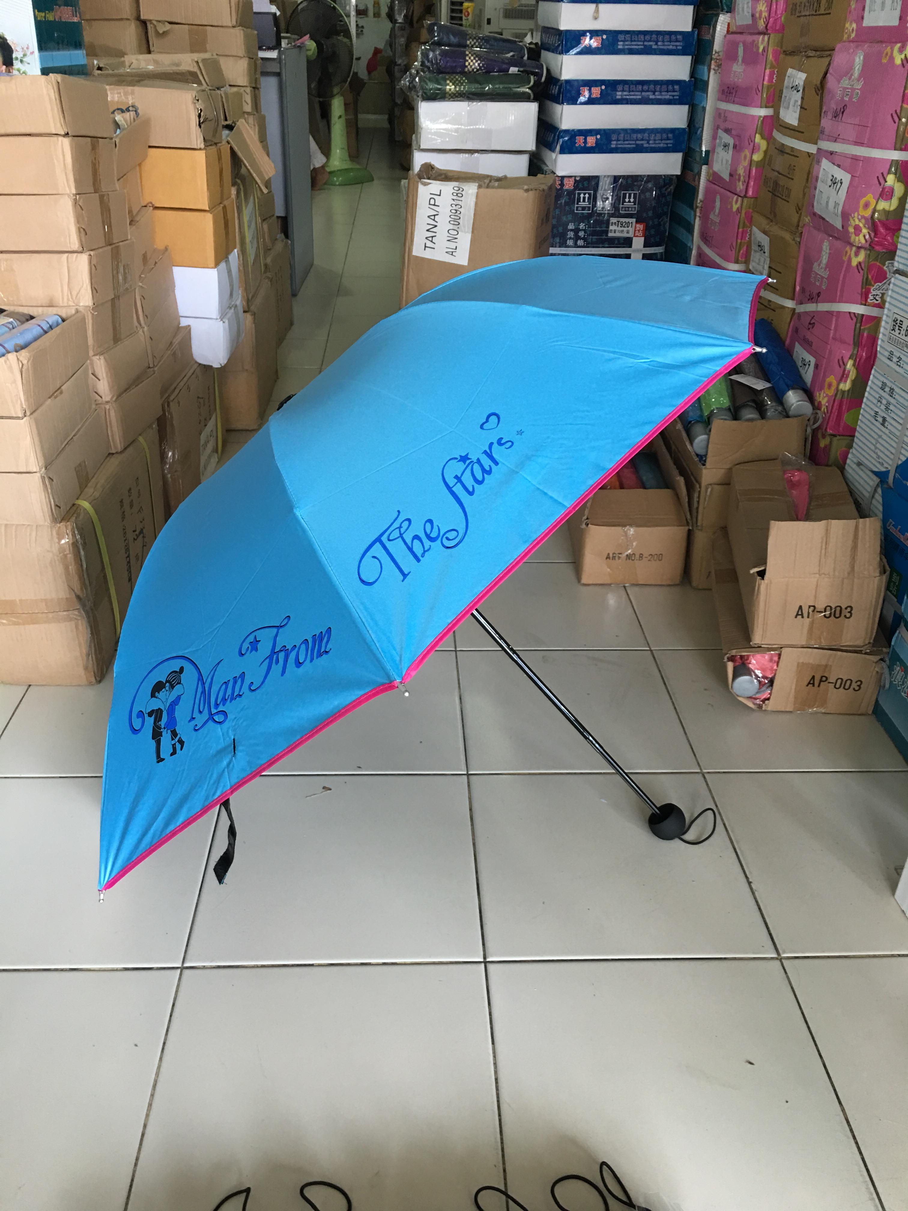 ร่มโค้งแฟชั่นยูวีสีดำรหัส695