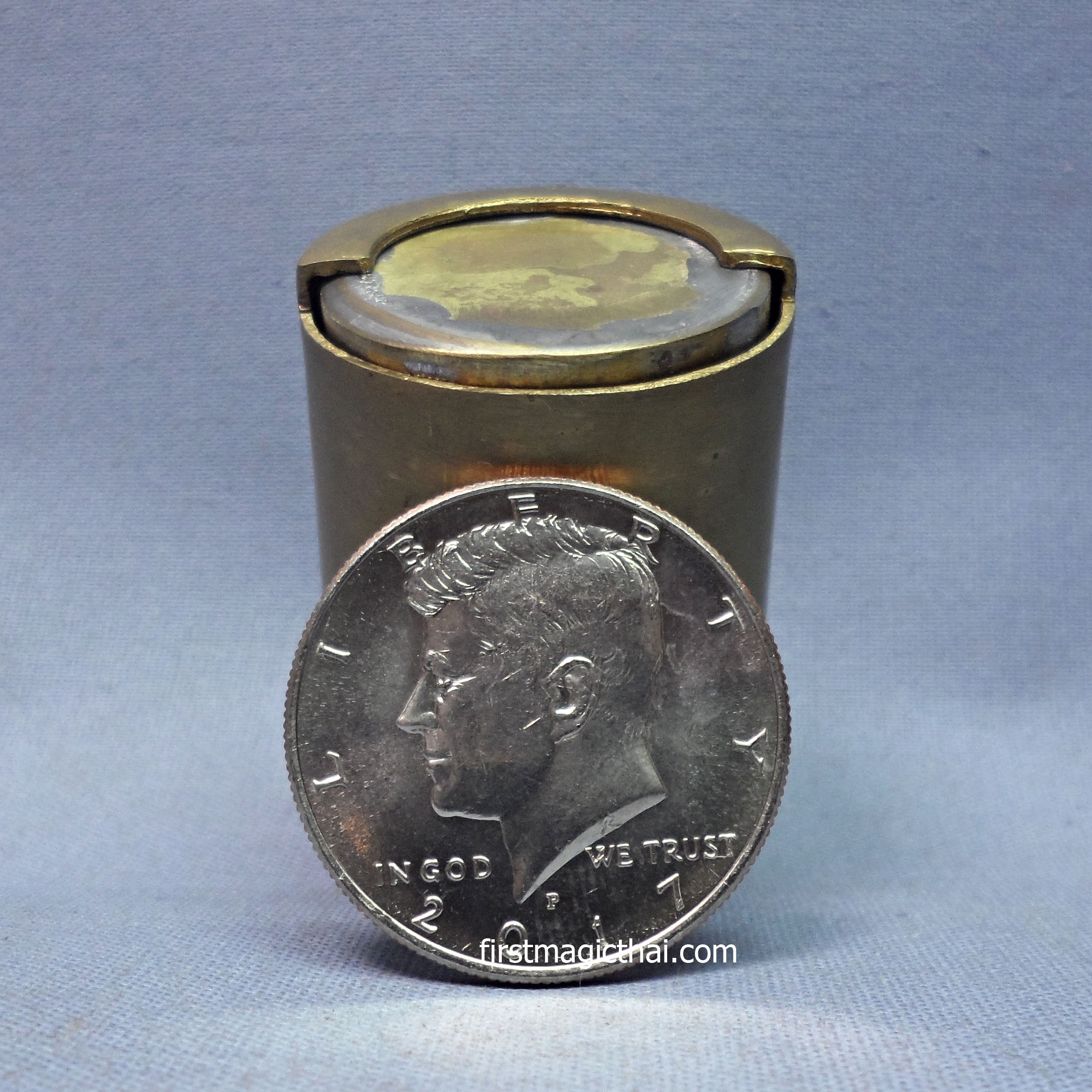 Gimmick ซ่อนเหรียญ half dollar