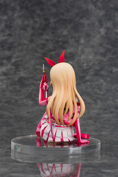 Racing Illyasviel Von Einzbern