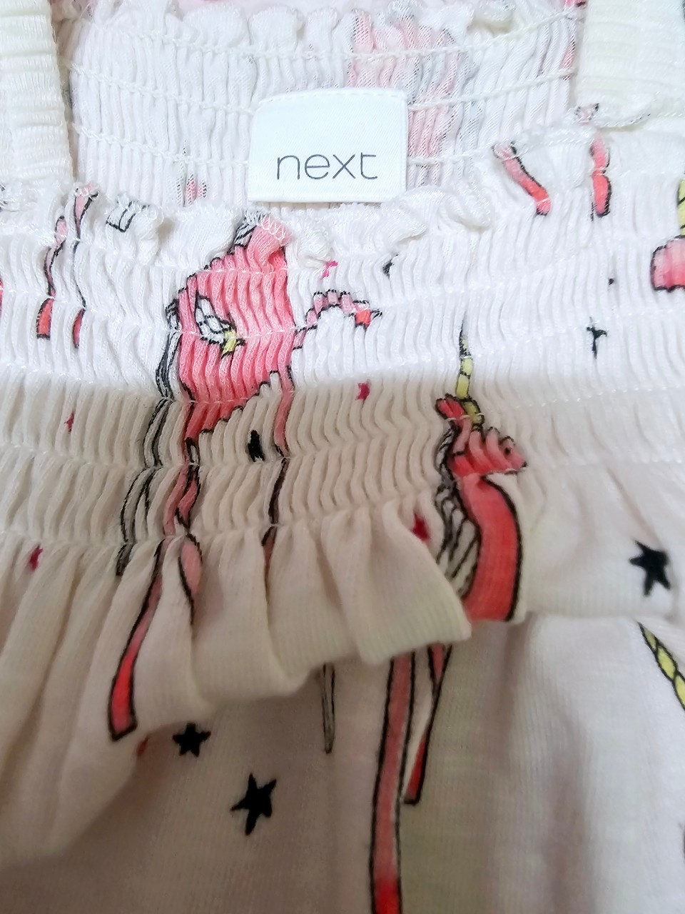 เอี๊ยม Next ไซส์ 1.5-2 ปี (เสื้อผ้านำเข้าจากอังกฤษ) มือสอง เหมือนใหม่ ไม่มีตำหนิ