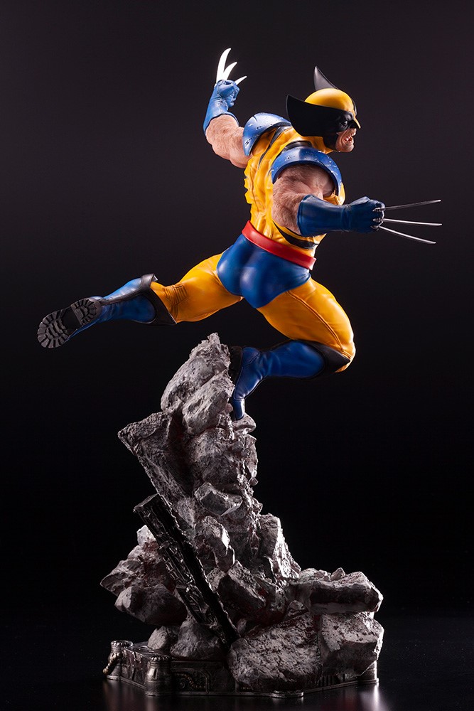 WOLVERINE X-MEN FINE ART STATUE