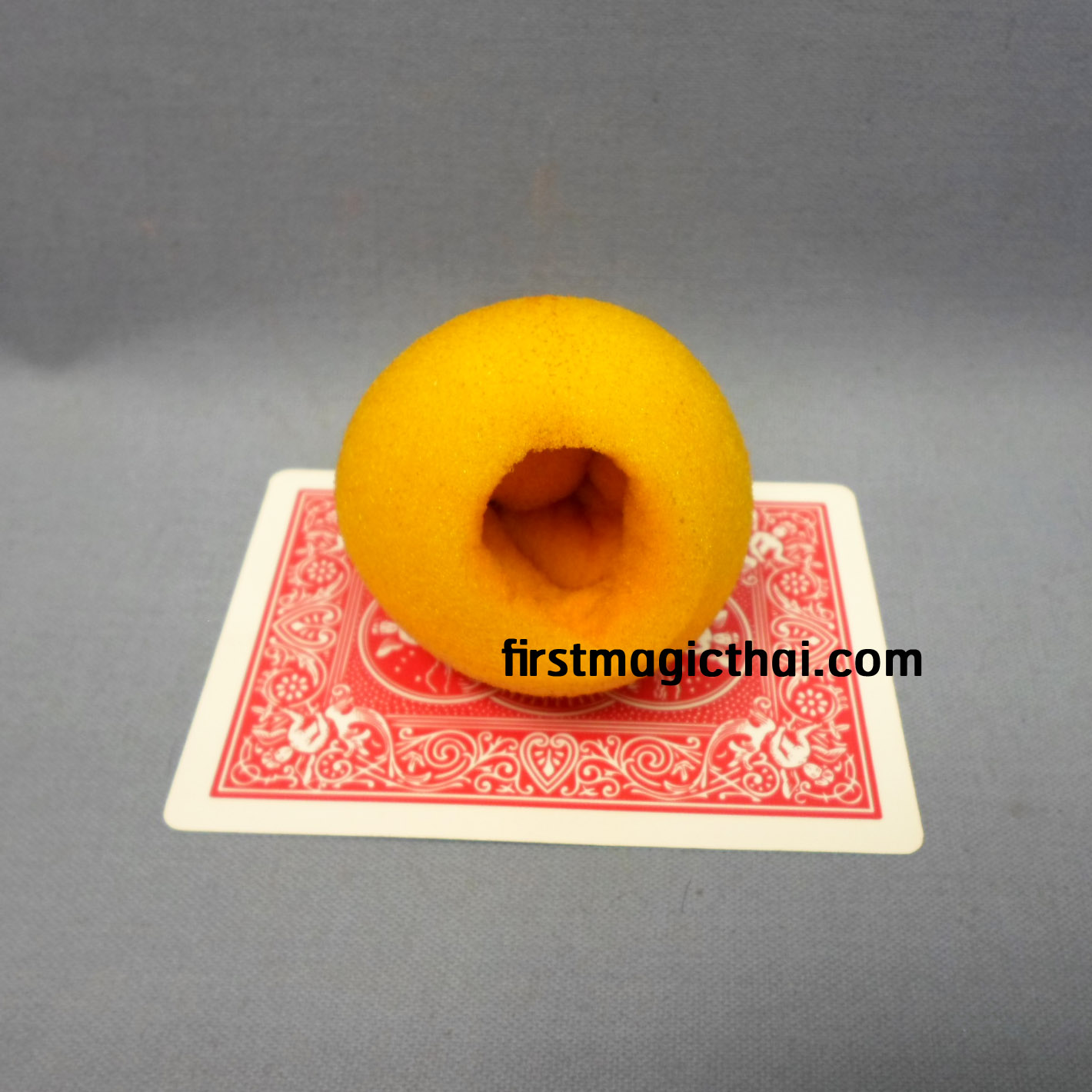 ฟองน้ำกลม สีเหลือง เล็กเป็นใหญ่ ขนาด 1.8=3.6 นิ้ว