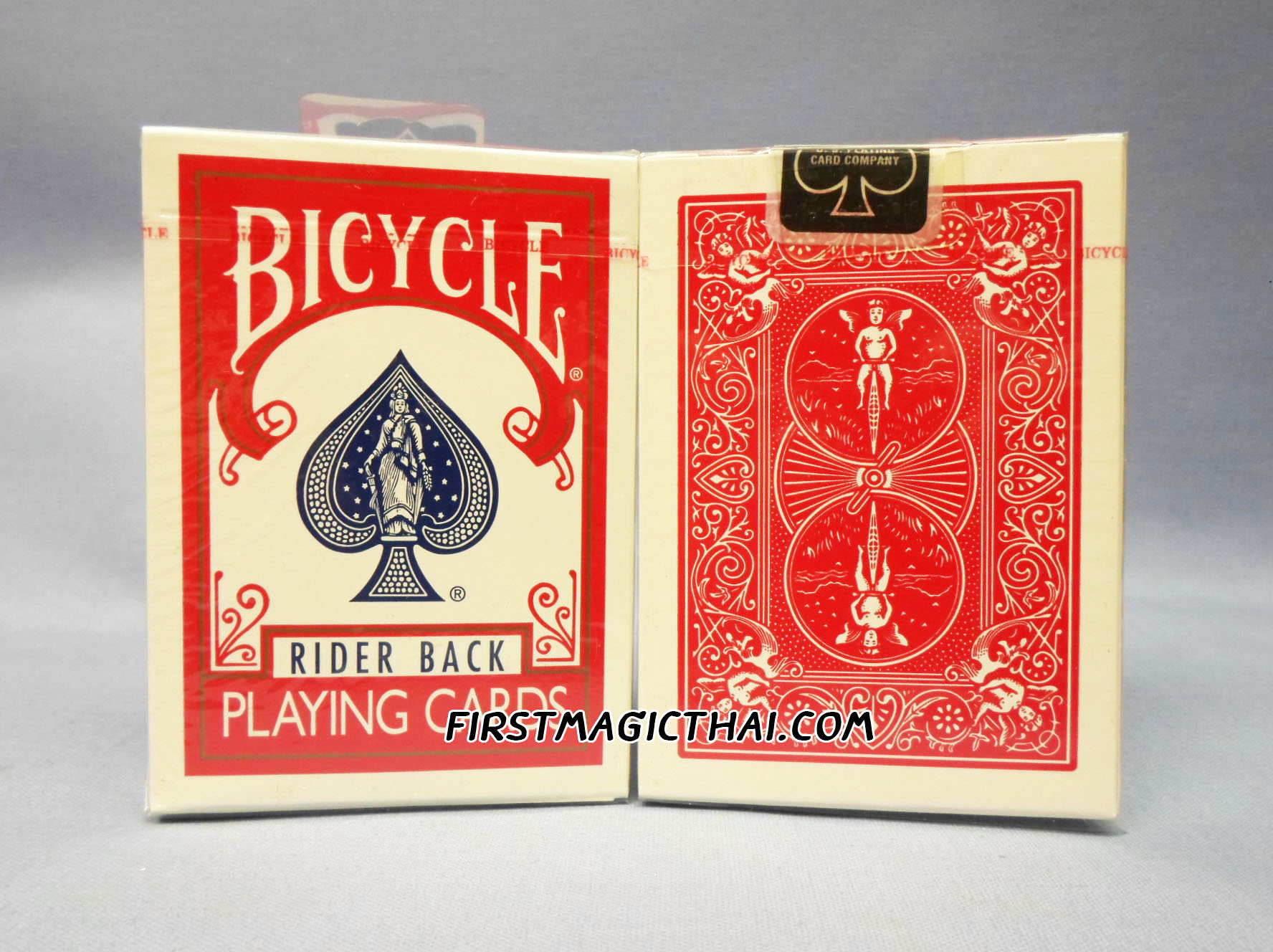 ไพ่สะสมสำรับนักเล่นกล Bicycle สีแดง