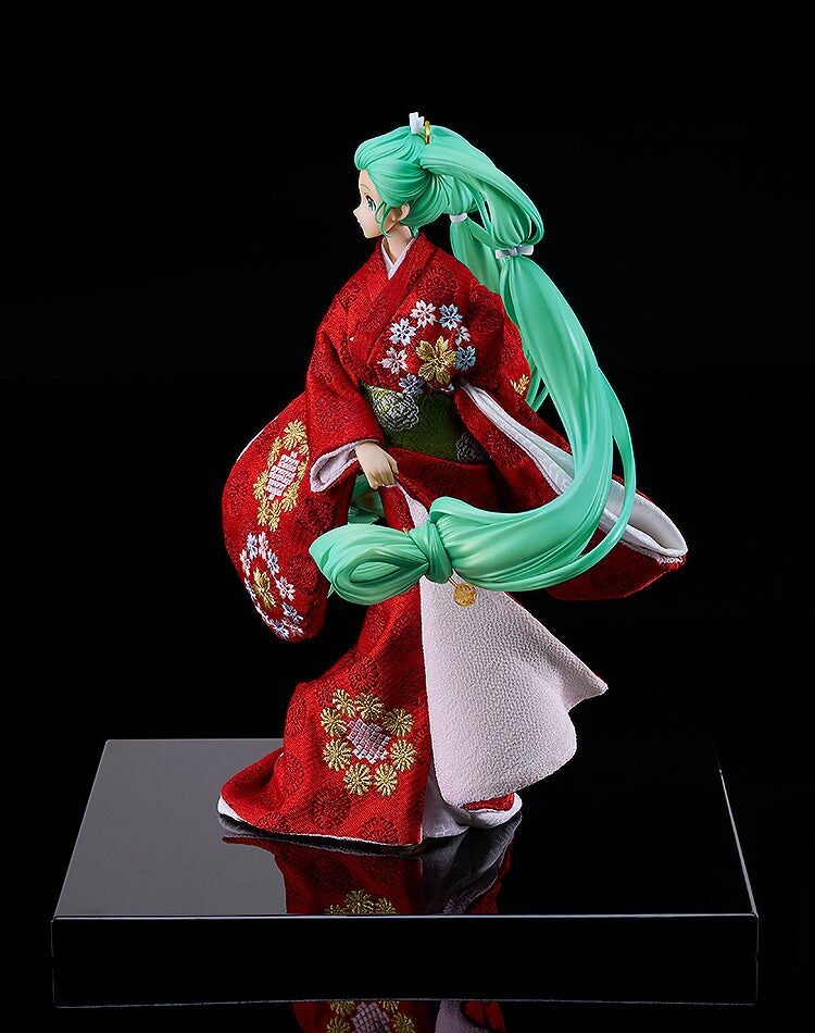 Hatsune Miku Beauty Looking Back Ver. Japanese Doll