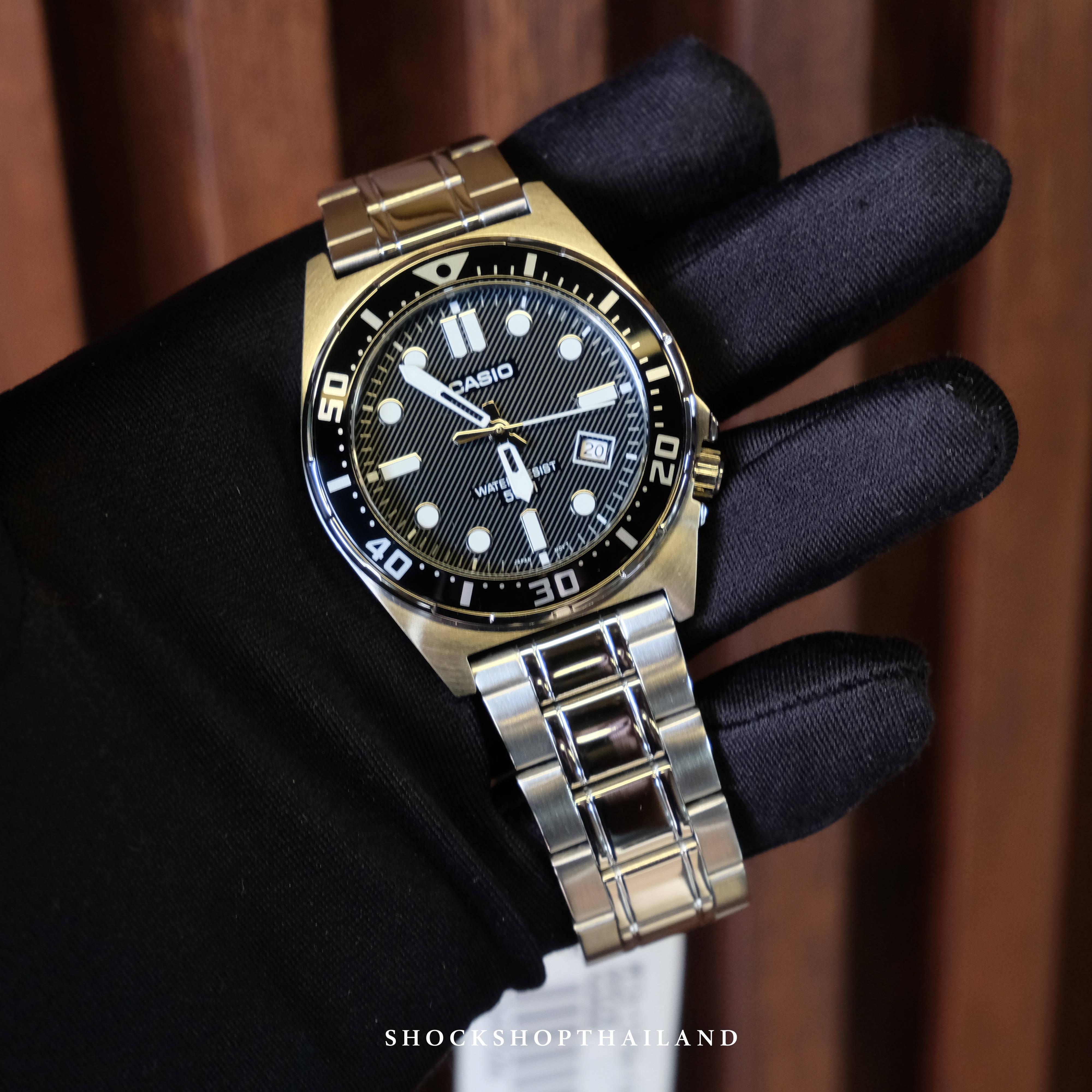 นาฬิกาผู้ชาย CASIO รุ่น MTD-135D-1AV คาสิโอ