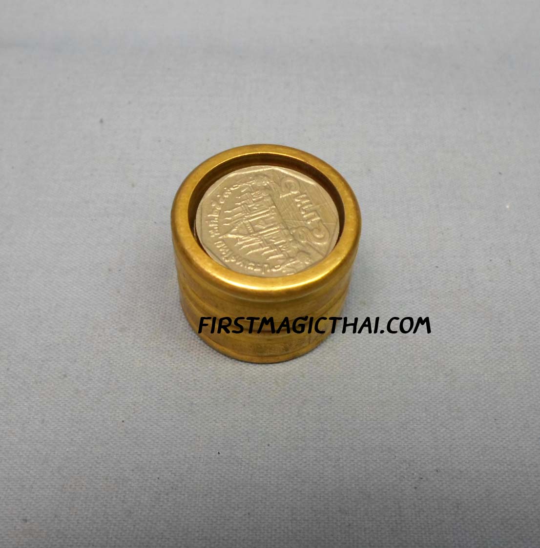 เหรียญทะลุ กะบอก / Quarter Squeeze Brass