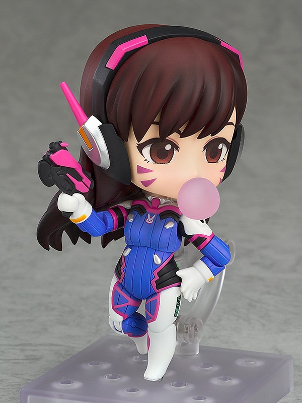 Nendoroid D.Va Classic Skin Edition