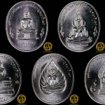 ชุดเหรียญเงิน เหรียญที่ระลึกพระพุทธปัญจภาคีขนาด 3 ซม. (เซ็ต 5 เหรียญพร้อมกล่องสะสม)