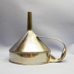 กรวยเรียกน้ำ ตัวใหญ่ (Comedy Funnel)