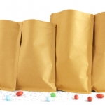 A50 ถุงคราฟฟอยล์ ซีล 3 ด้าน ติดซิป ขนาด 6*8 cm