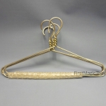 ไม้แขวนเสื้อ (Linking Coat Hangers)