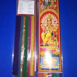 ธูปแหนบรวม7สี ขนาด 33cm 100g.