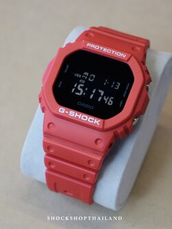 Casio G-Shock นาฬิกาผู้ชาย มือสอง ของแท้ รุ่น DW-5600BB-1 ซีรีส์ 5600 จีช็อค