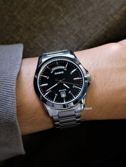 นาฬิกาผู้ชาย Casio รุ่น MTP-1370D-1A2 คาสิโอ