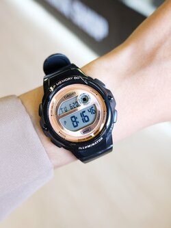 นาฬิกาดิจิตอล Casio รุ่น LWS-1200H-1AV คาสิโอ