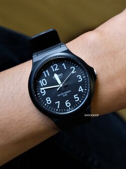 นาฬิกาผู้ชาย Casio รุ่น MW-240-1B คาสิโอ