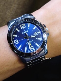 นาฬิกาผู้ชาย Casio รุ่น MTP-VD01D-2B คาสิโอ