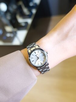 นาฬิกาผู้หญิง Casio รุ่น LTP-V002D-7A คาสิโอ