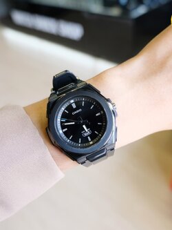 นาฬิกาข้อมือ Casio รุ่น LWA-300HB-1EV คาสิโอ