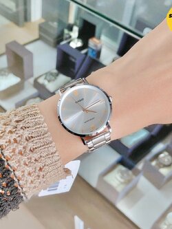 นาฬิกาผู้หญิง Casio รุ่น LTP-VT01D-7B คาสิโอ