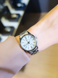 นาฬิกาผู้หญิง Casio Dress อะนาล็อก รุ่น LTP-V005D-2B คาสิโอ