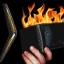 กระเป๋าไฟ Tora (Fire Wallet)